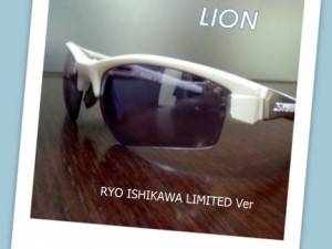 SWANSから限定モデル