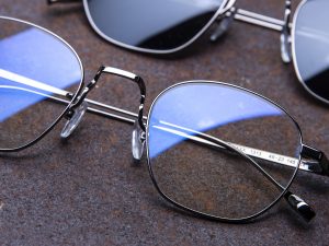 新生活シーズンに！仕事でもプライベートでも使えるメガネの選び方