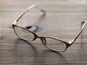 メガネの替え時っていつ？