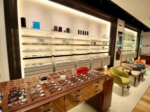 メガネのフレームってどんな種類があるの？整理してみました