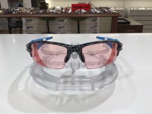 度付き製作事例　OAKLEY ×NXT（PLUS VARIA）