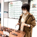 【スタッフインタビュー】求人は出ていなかったけど、突撃して入社しました。メガネ大好きなんです。