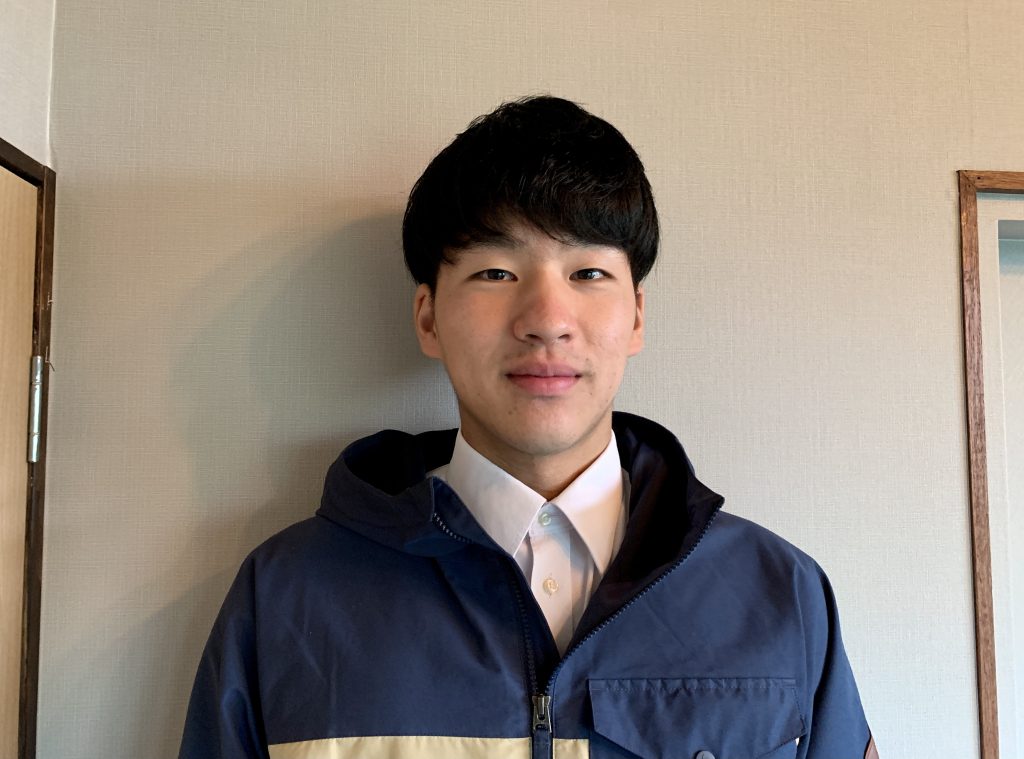 メガネで顔の印象 どれだけ変わる かけ比べてみました Visio ヴィジオ