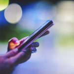 スマホ老眼って何？！メガネ屋が考える傾向と対策