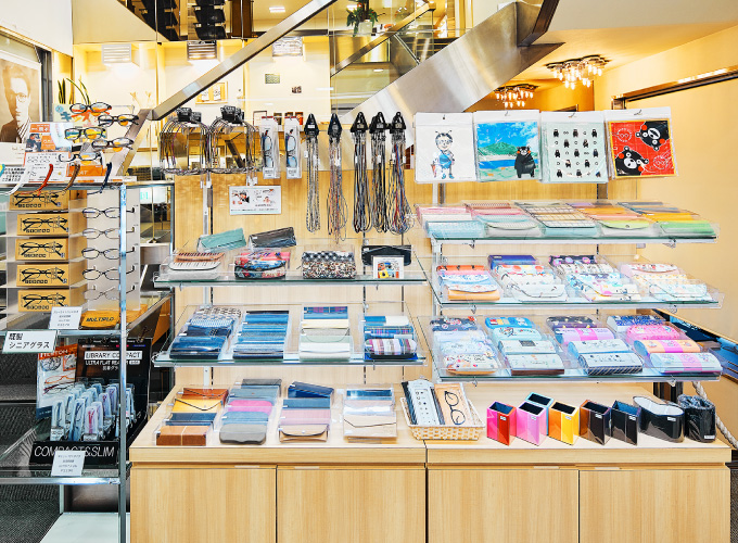上通1F_小物コーナー